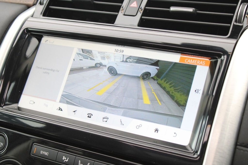 Used Land Rover Discovery 2017 for sale - 77287652: Photo 16