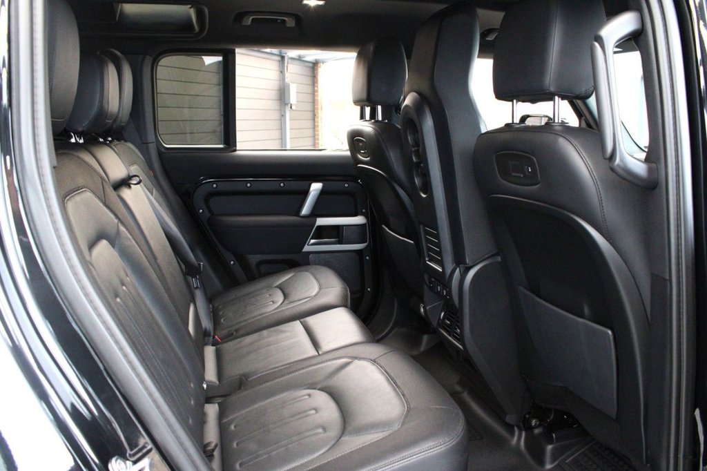 Used Land Rover Defender 2021 for sale - 77027166: Photo 12