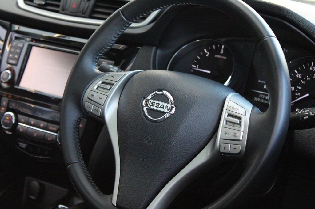 Used Nissan Qashqai 2015 for sale - 76642120: Photo 10