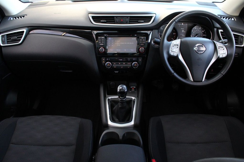 Used Nissan Qashqai 2015 for sale - 76642120: Photo 12