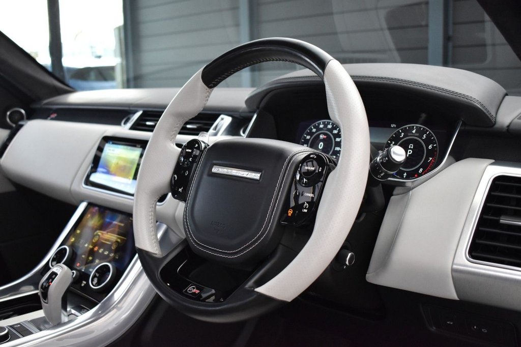 Used Land Rover Range Rover Sport 2018 for sale - 77849875: Photo 31