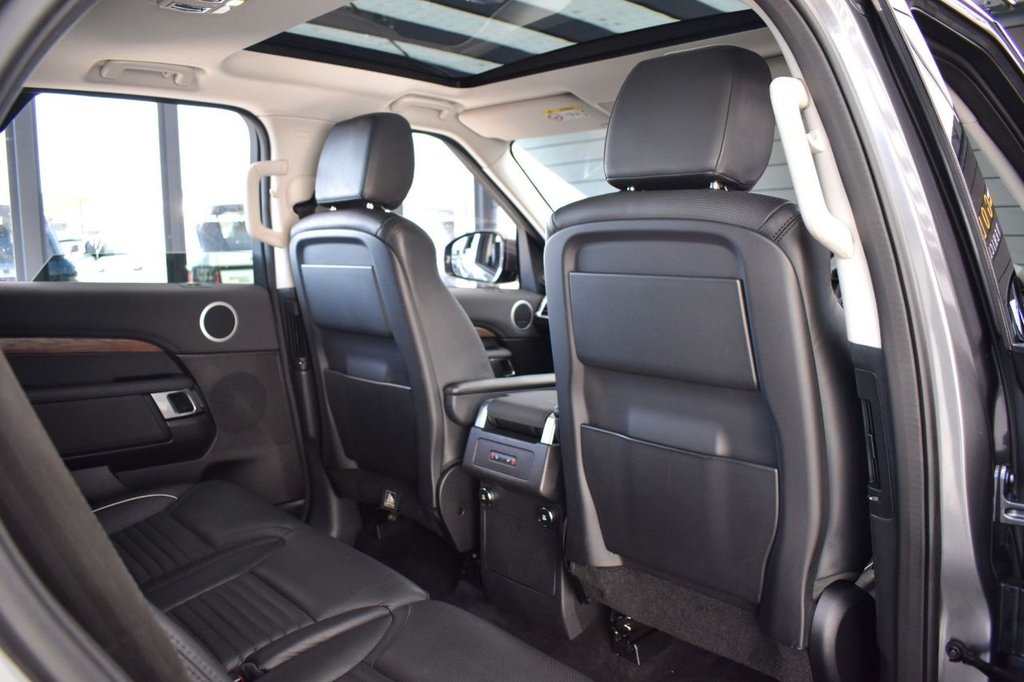 Used Land Rover Discovery 2018 for sale - 77952725: Photo 16