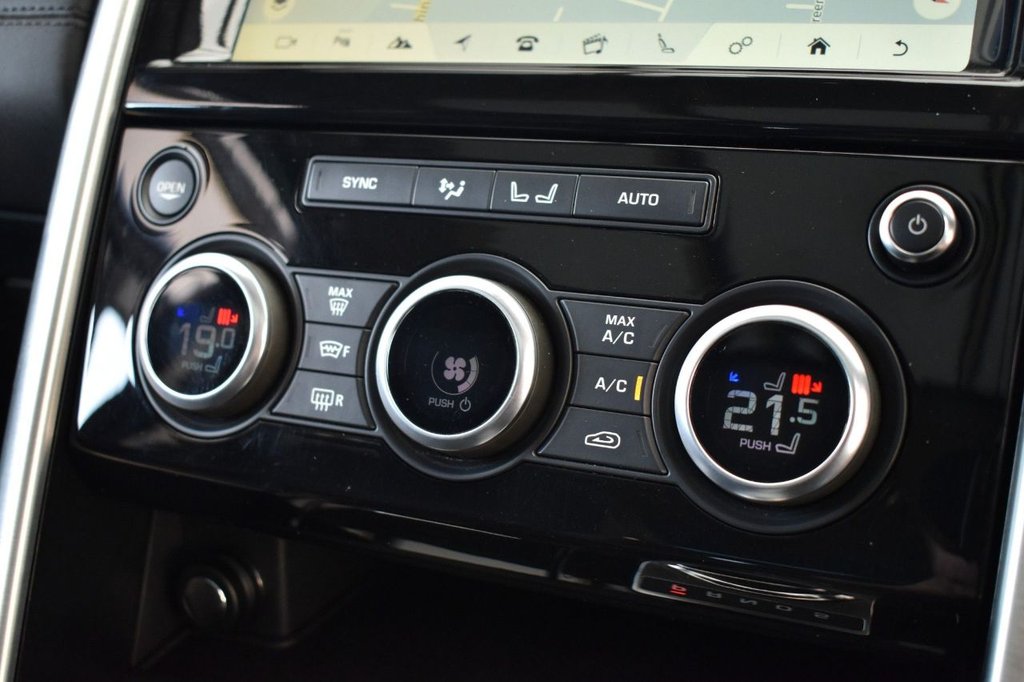 Used Land Rover Discovery 2018 for sale - 77952725: Photo 33