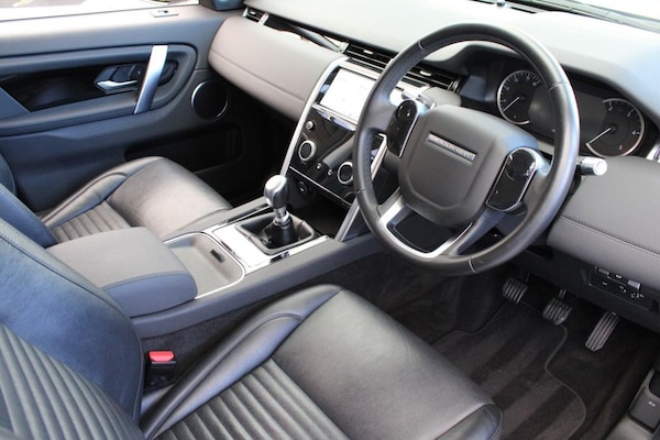 Used Land Rover Discovery Sport 2019 for sale - 76080440: Photo 4