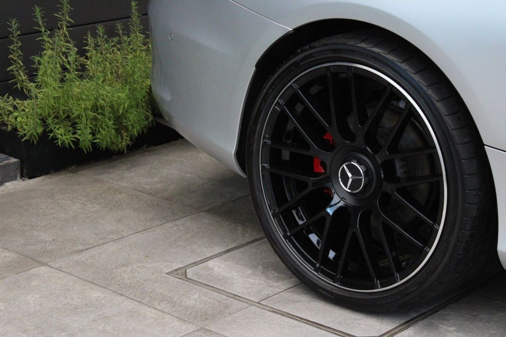 Used Mercedes-Benz C Class 2019 for sale - 76453983: Photo 4