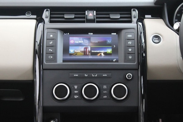 Used Land Rover Discovery 2017 for sale - 76124165: Photo 16