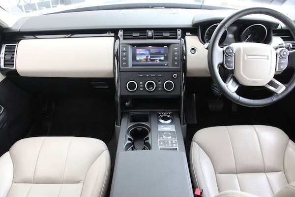Used Land Rover Discovery 2017 for sale - 76124165: Photo 6