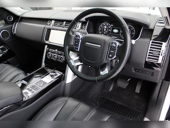 Used Land Rover Range Rover 2017 for sale - 76279545: Photo