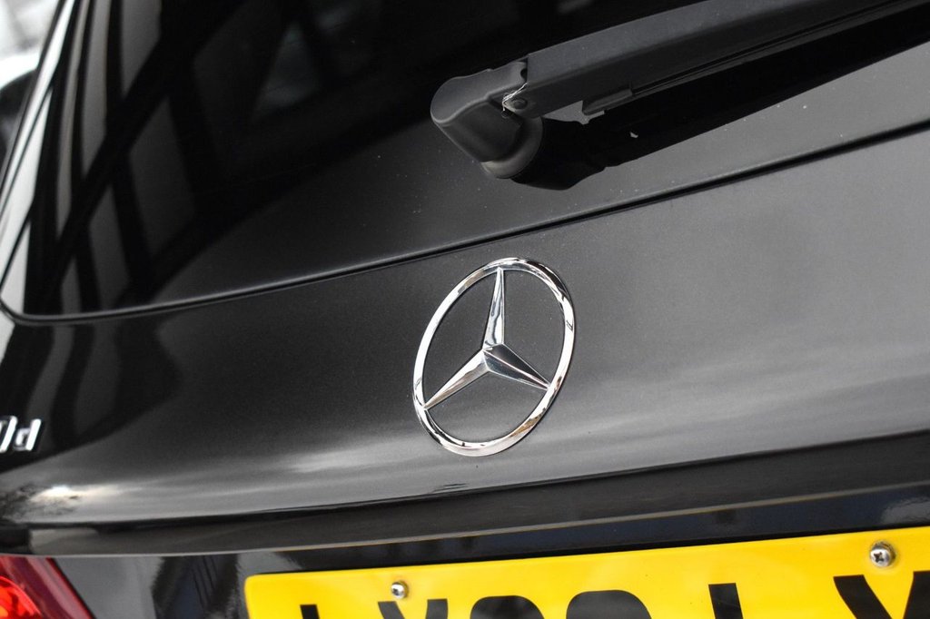 Used Mercedes-Benz GLC 2016 for sale - 77498446: Photo 37