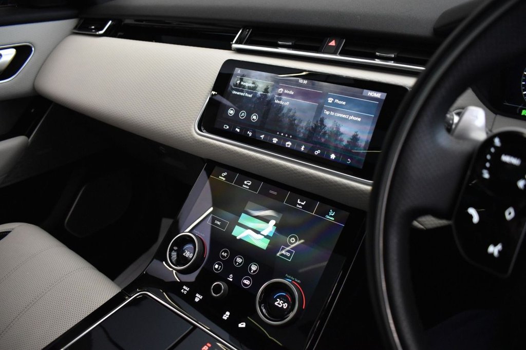 Used Land Rover Range Rover Velar 2018 for sale - 77327814: Photo 18