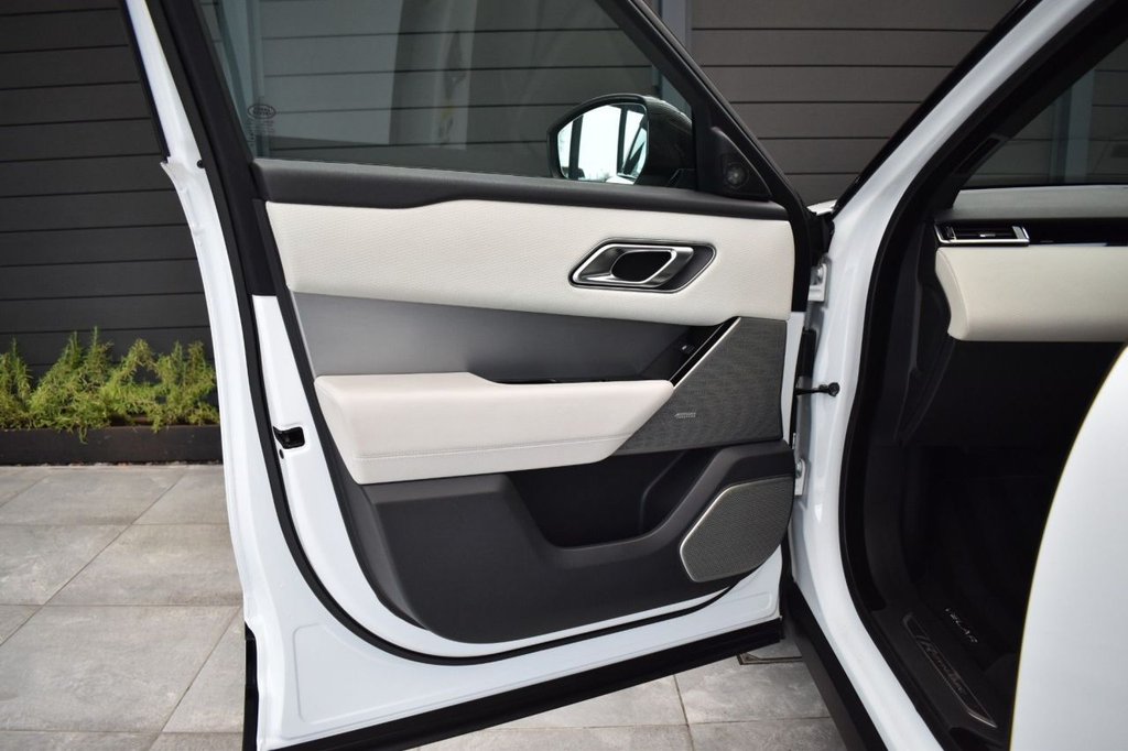 Used Land Rover Range Rover Velar 2018 for sale - 77327814: Photo 33