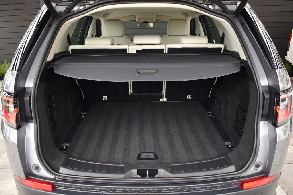 Used Land Rover Discovery Sport 2020 for sale - 77927224: Photo 31