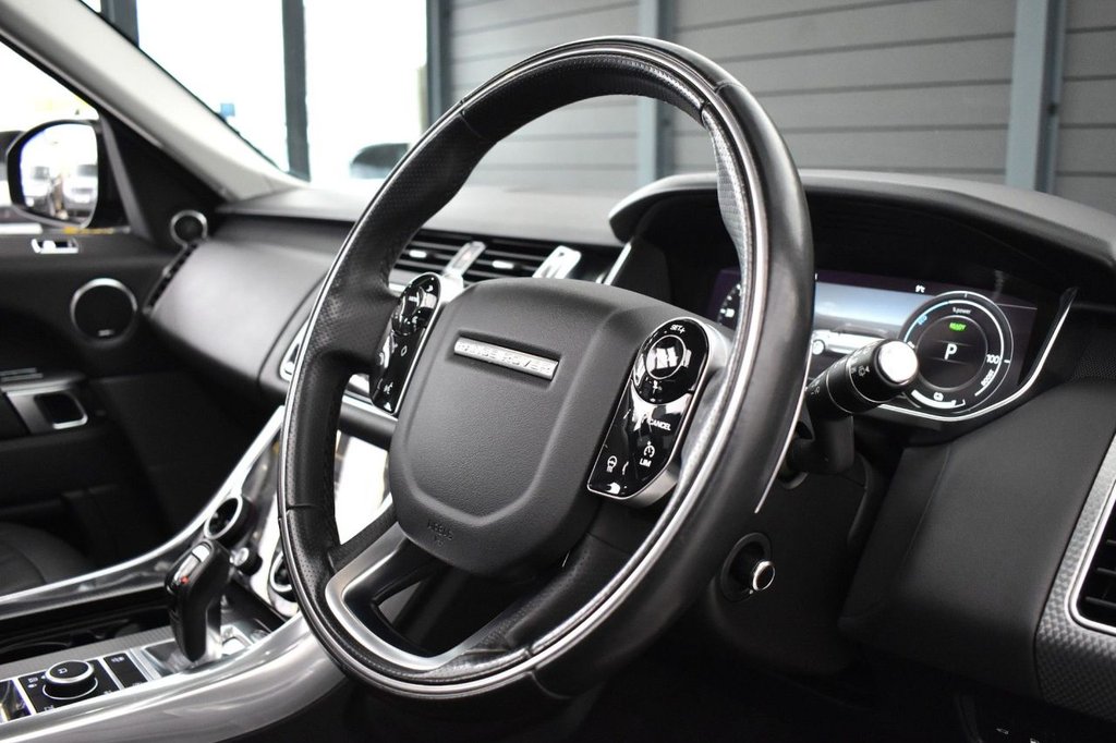 Used Land Rover Range Rover Sport 2018 for sale - 77849708: Photo 43