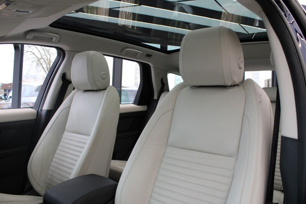 Used Land Rover Discovery Sport 2019 for sale - 77014338: Photo 2