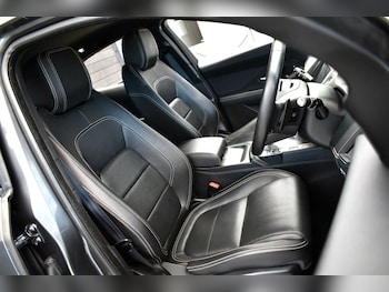 Used Jaguar E-Pace 2019 for sale - 79103264: Photo