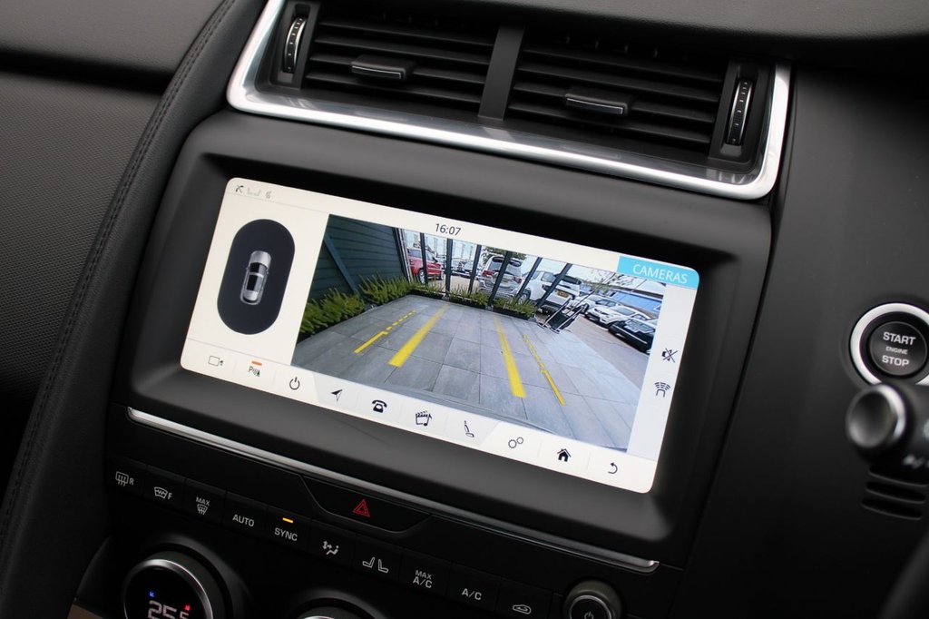 Used Jaguar E-Pace 2018 for sale - 75973867: Photo 16