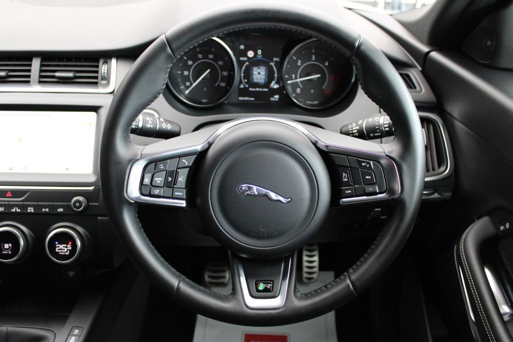 Used Jaguar E-Pace 2018 for sale - 75973867: Photo 18