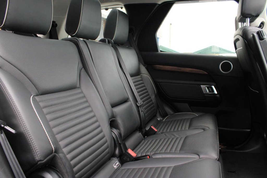 Used Land Rover Discovery 2017 for sale - 76439323: Photo 16