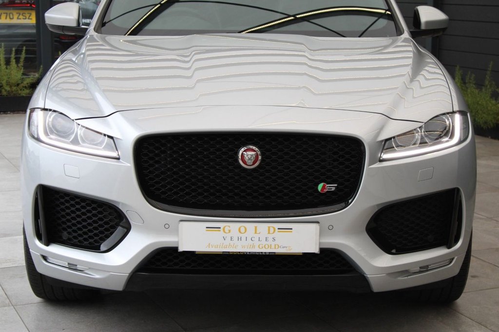 Used Jaguar F-Pace 2018 for sale - 76345158: Photo 17