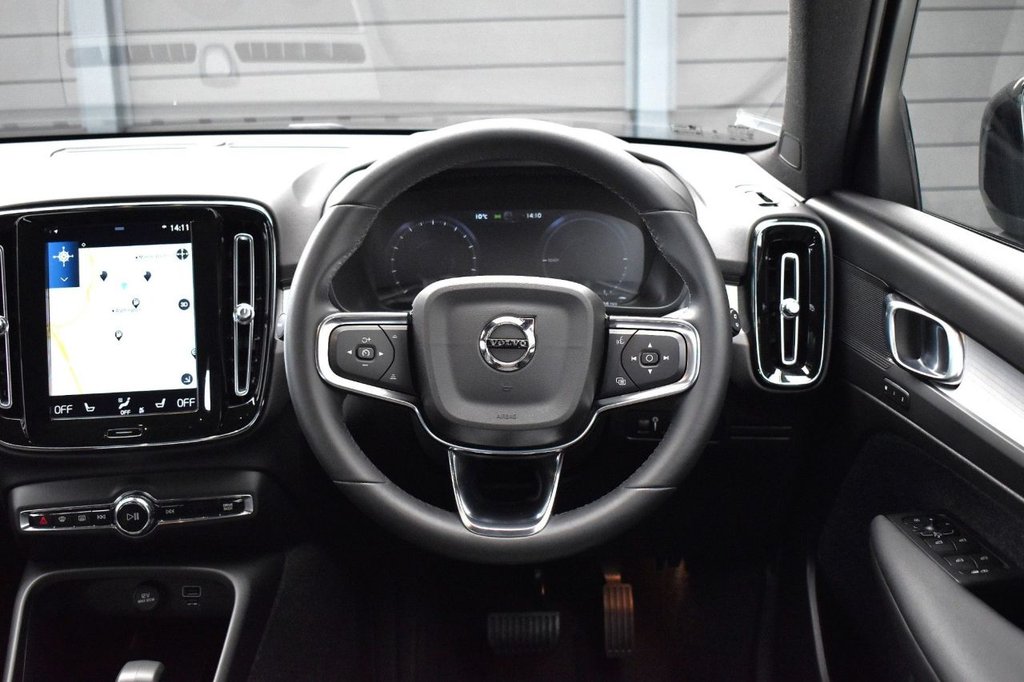 Used Volvo XC40 2023 for sale - 77436422: Photo 20