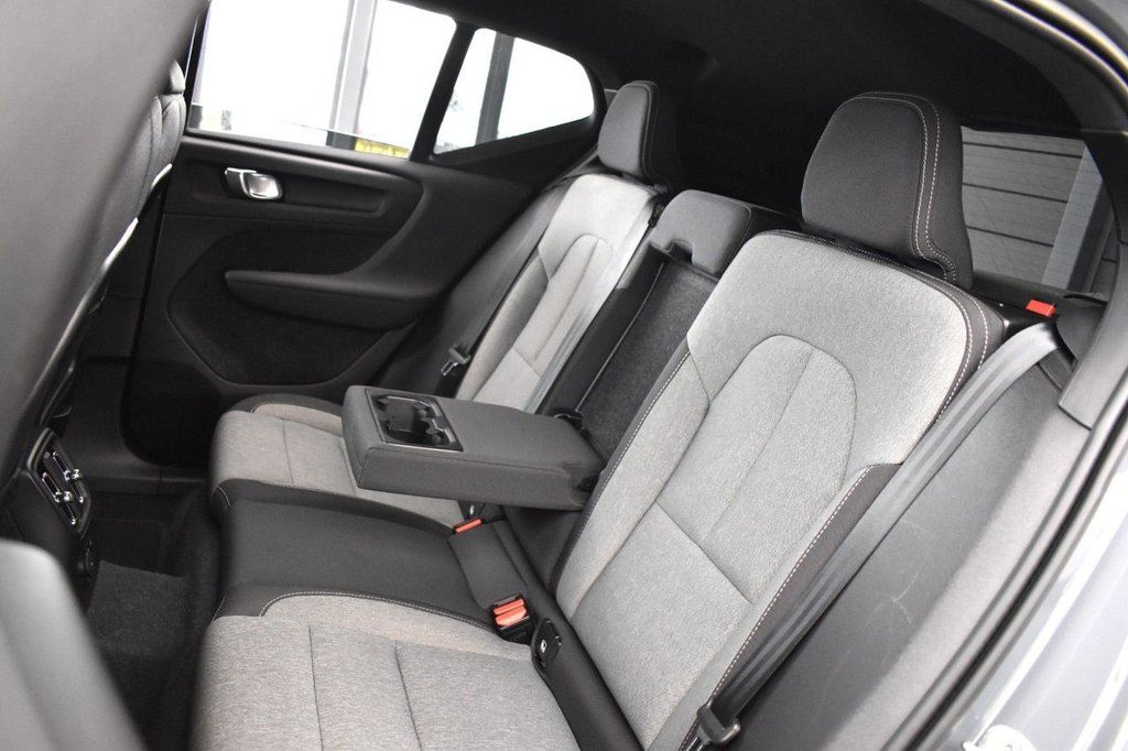 Used Volvo XC40 2023 for sale - 77436422: Photo 37