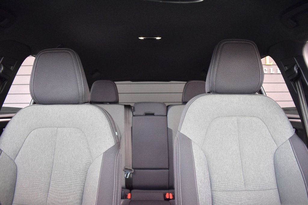 Used Volvo XC40 2023 for sale - 77436422: Photo 41