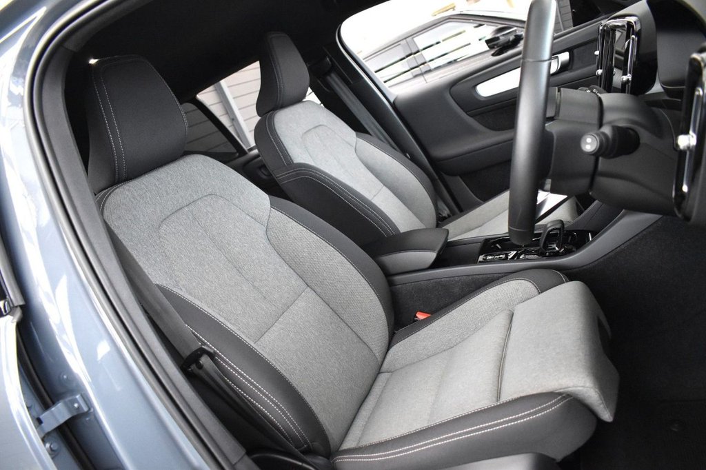 Used Volvo XC40 2023 for sale - 77436422: Photo 8