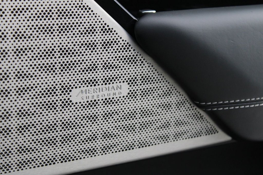 Used Land Rover Range Rover Velar 2018 for sale - 77072535: Photo 12