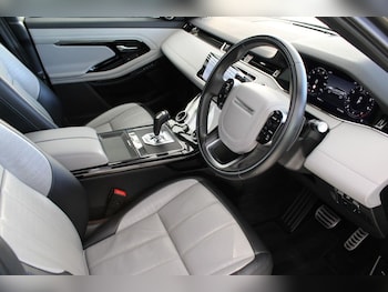 Used Land Rover Range Rover Evoque 2019 for sale - 76934644: Photo