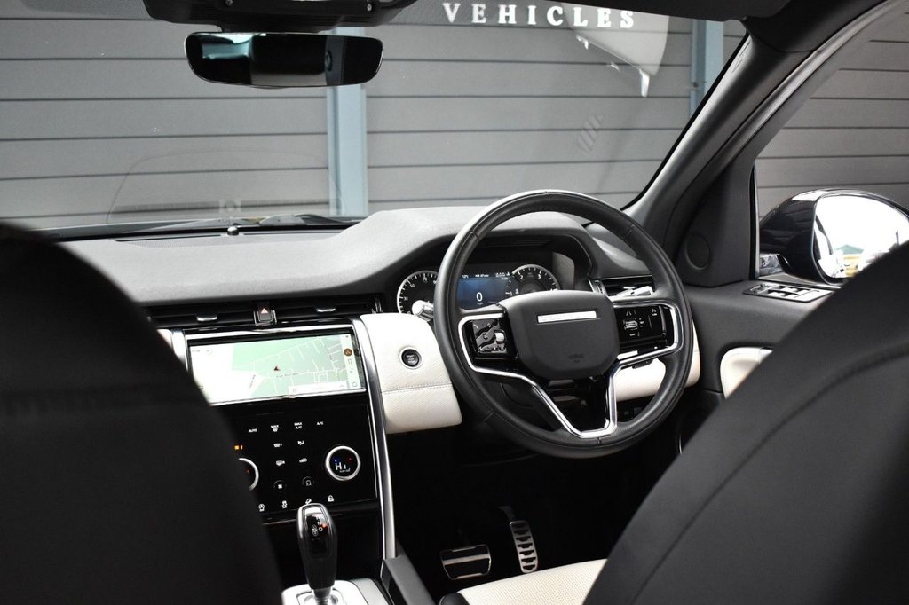 Used Land Rover Discovery Sport 2021 for sale - 77582931: Photo 46