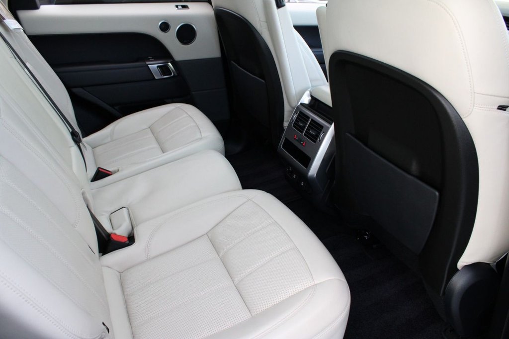 Used Land Rover Range Rover Sport 2018 for sale - 76962625: Photo 19