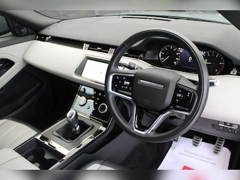 Used Land Rover Range Rover Evoque 2022 for sale - 77199774: Photo