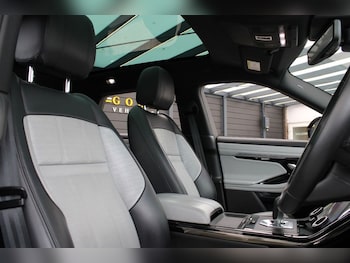 Used Land Rover Range Rover Evoque 2020 for sale - 76454310: Photo