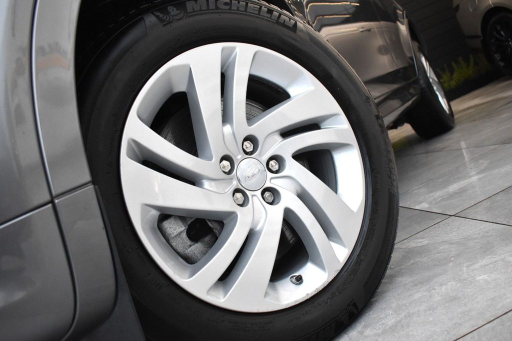 Used Land Rover Discovery Sport 2020 for sale - 77384214: Photo 28