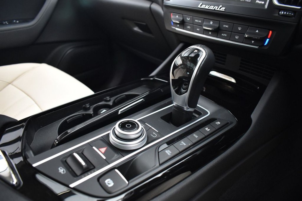 Used Maserati Levante 2018 for sale - 77327633: Photo 18