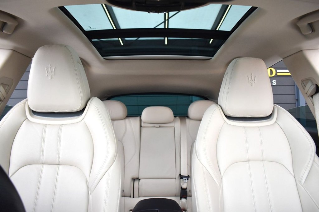 Used Maserati Levante 2018 for sale - 77327633: Photo 2