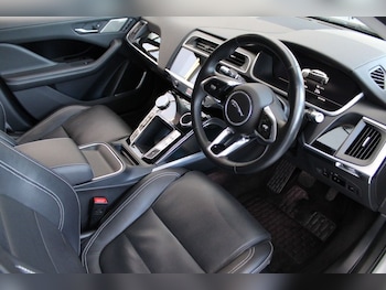 Used Jaguar I-Pace 2019 for sale - 76848188: Photo