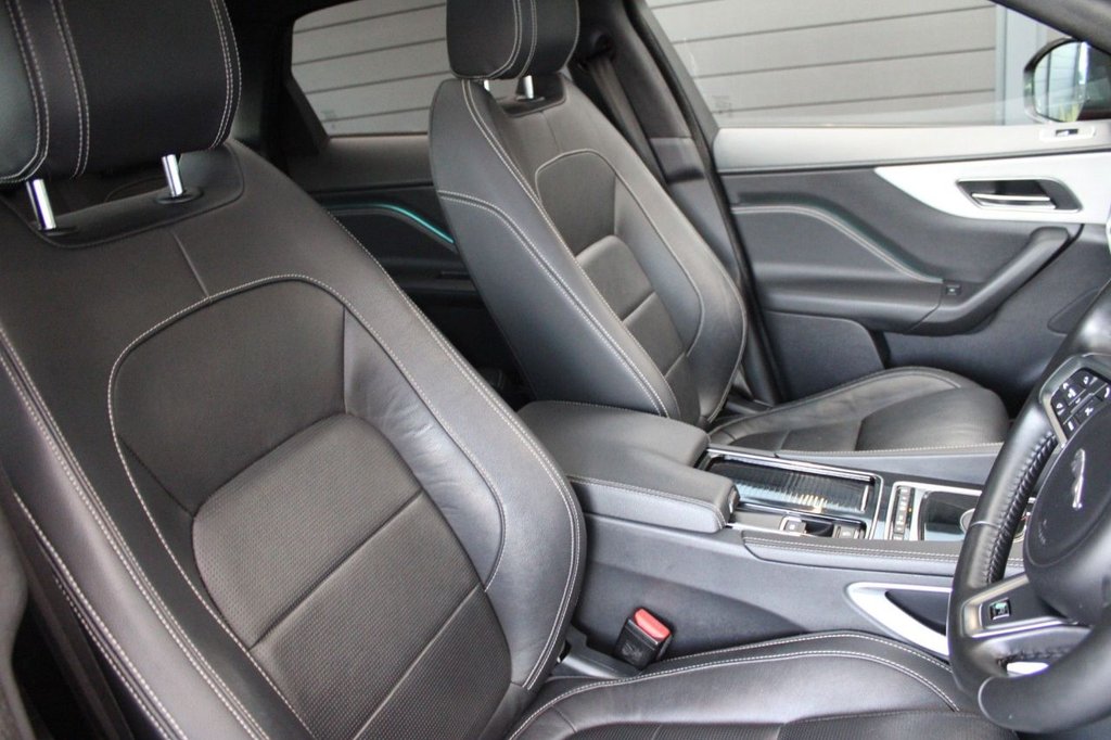 Used Jaguar F-Pace 2018 for sale - 76406398: Photo 18