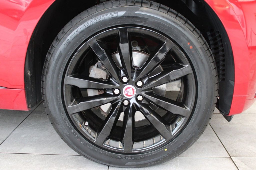 Used Jaguar F-Pace 2018 for sale - 76406398: Photo 21