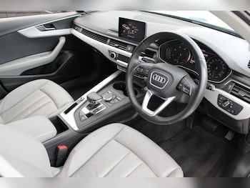 Used Audi A4 Allroad 2018 for sale - 76454200: Photo