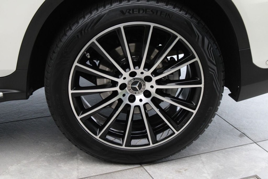 Used Mercedes-Benz GLC 2018 for sale - 76279601: Photo 24