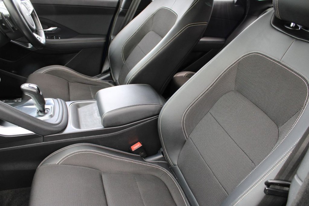 Used Jaguar E-Pace 2018 for sale - 76454225: Photo 16