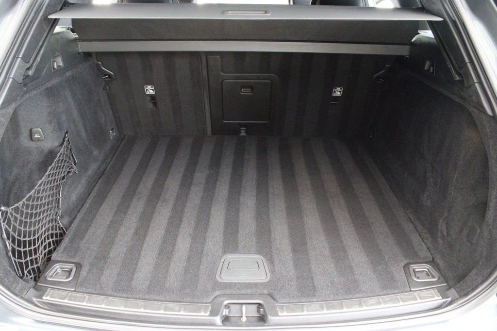 Used Volvo XC60 2021 for sale - 76105927: Photo 11