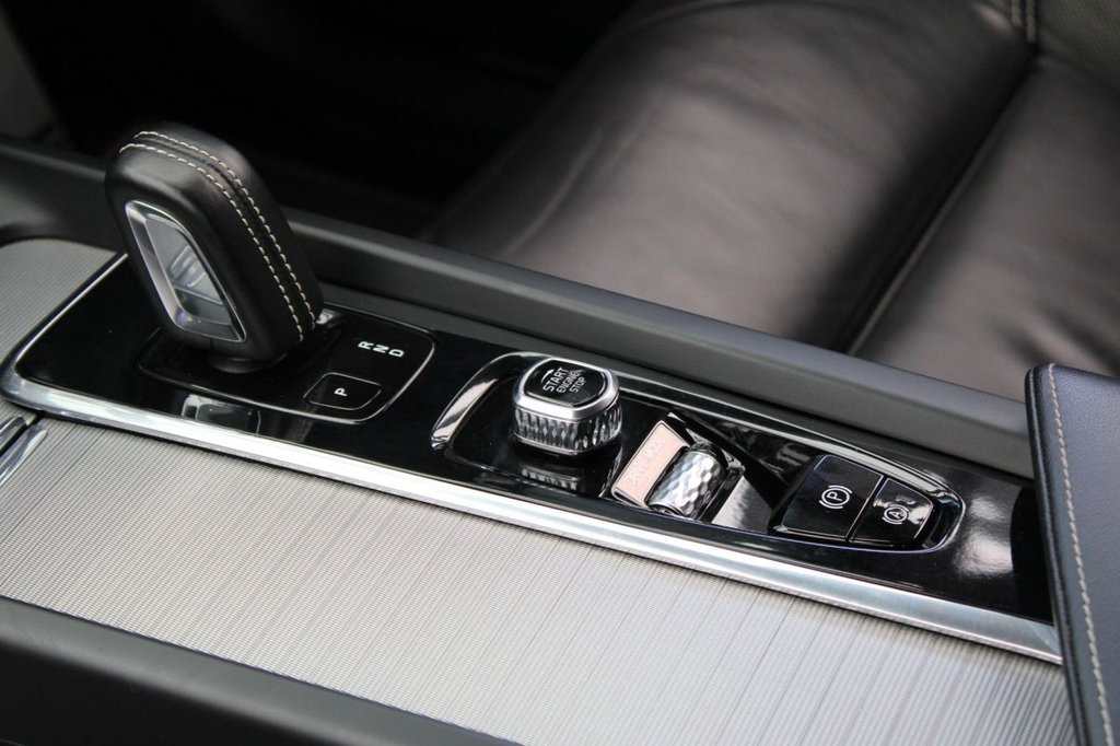 Used Volvo XC60 2021 for sale - 76105927: Photo 26