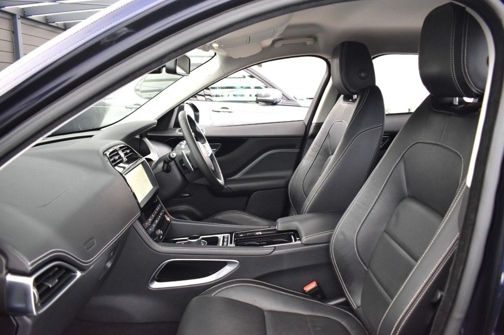 Used Jaguar F-Pace 2018 for sale - 78008769: Photo 49