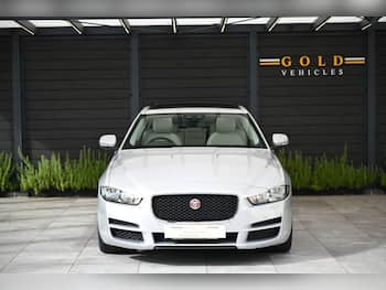 Used Jaguar XE 2017 for sale - 79856357: Photo
