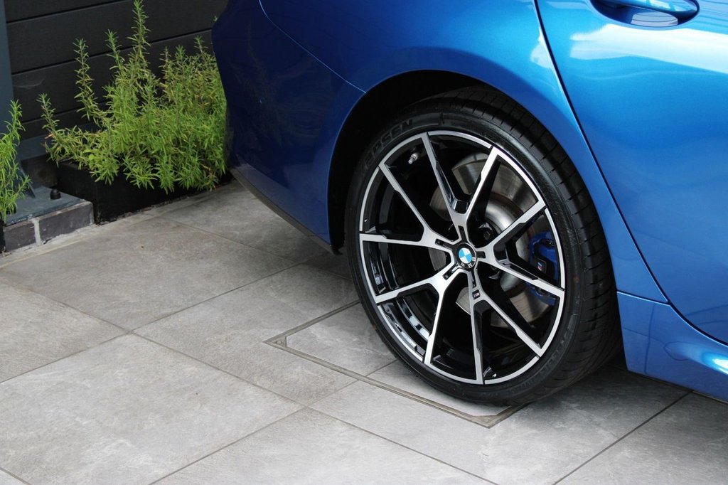 Used BMW 8 Series 2020 for sale - 76495904: Photo 31