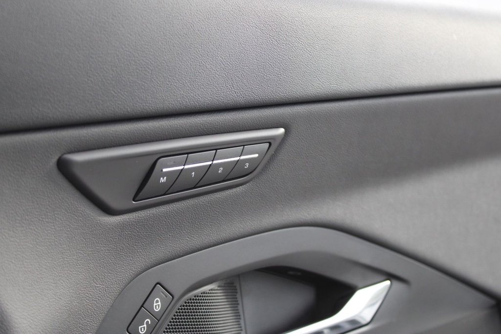 Used Jaguar E-Pace 2019 for sale - 77287681: Photo 18