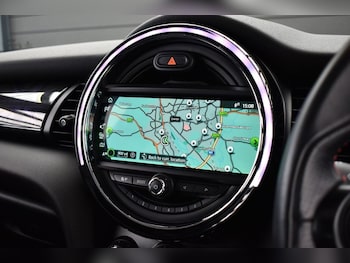 Used MINI Hatch 2018 for sale - 77927306: Photo