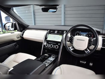 Used Land Rover Discovery 2019 for sale - 78702296: Photo